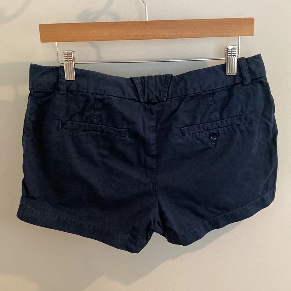 2/$30 💙 J Crew shorts 💙 size 6 💙 navy blue - Picture 2 of 9